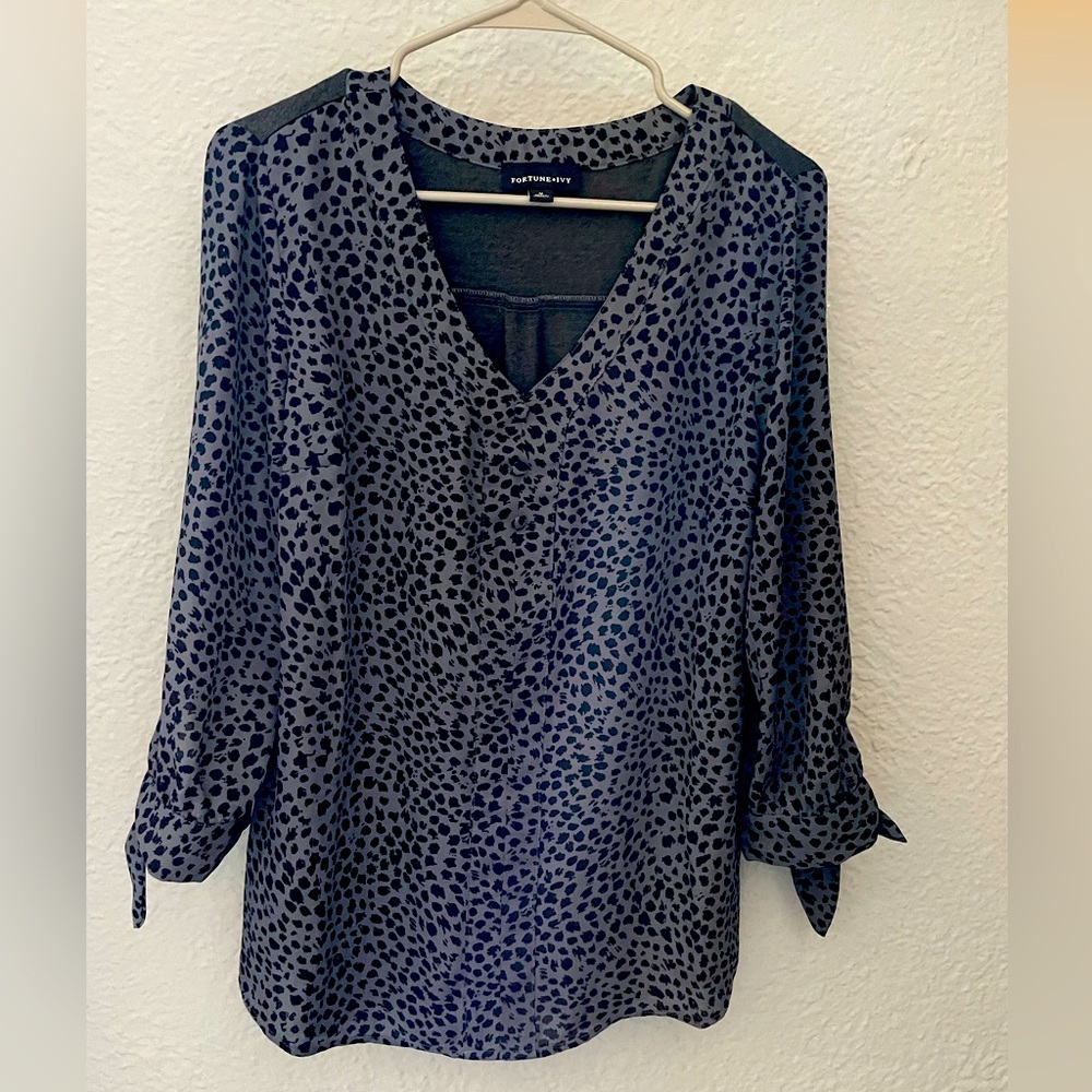 Fortune and Ivy top, size M, never worn